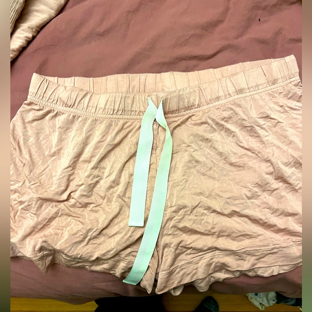 BOODY SHORTS!!!! GUC